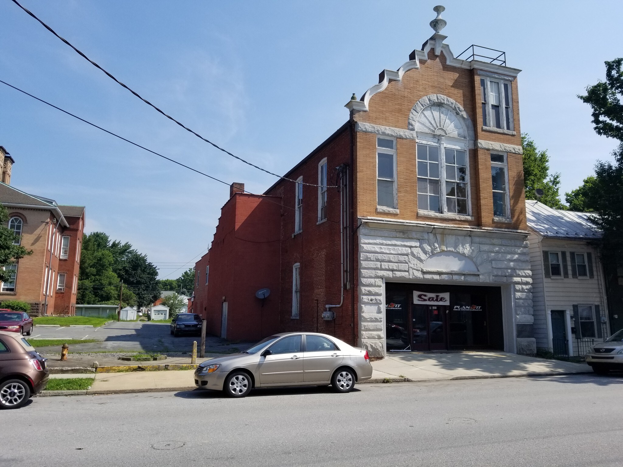 121 E Louther St, Carlisle, PA for sale Other- Image 1 of 1