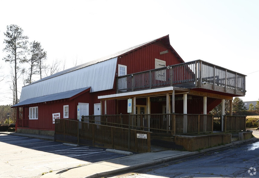 601 Bickett Blvd, Louisburg, NC for sale - Primary Photo - Image 1 of 1