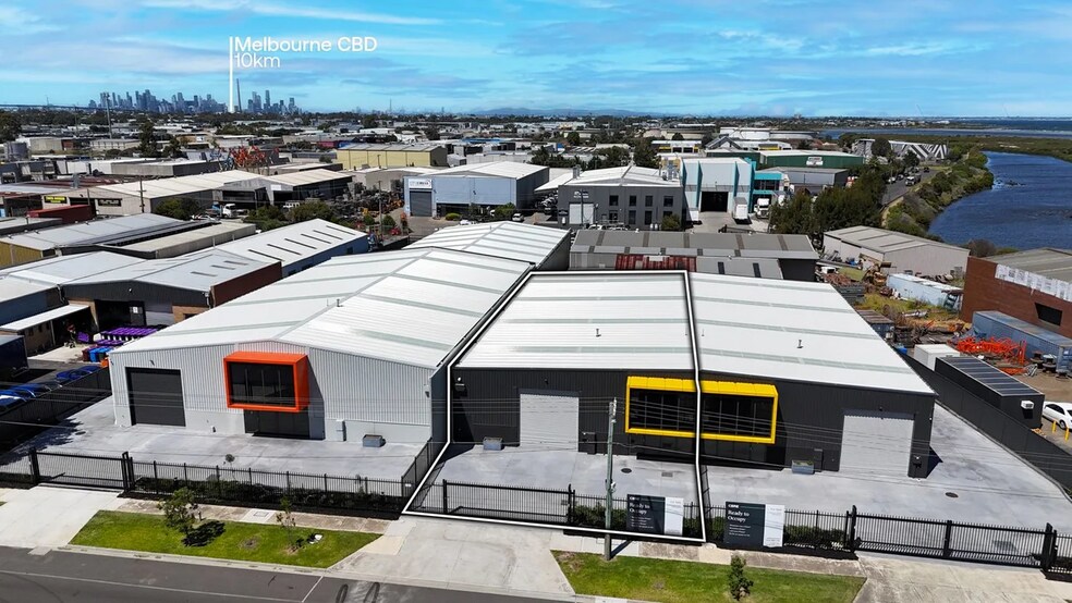 4 Racecourse Rd, Williamstown for lease - Primary Photo - Image 1 of 1