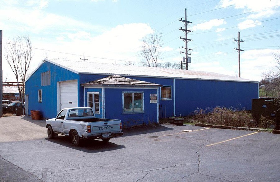 43 E Illinois Ave, Aurora, IL for sale - Primary Photo - Image 1 of 1