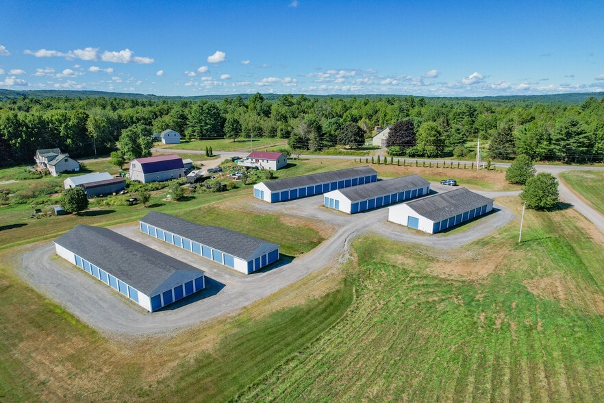 688 Manchester Rd, Belgrade, ME for sale - Building Photo - Image 1 of 18