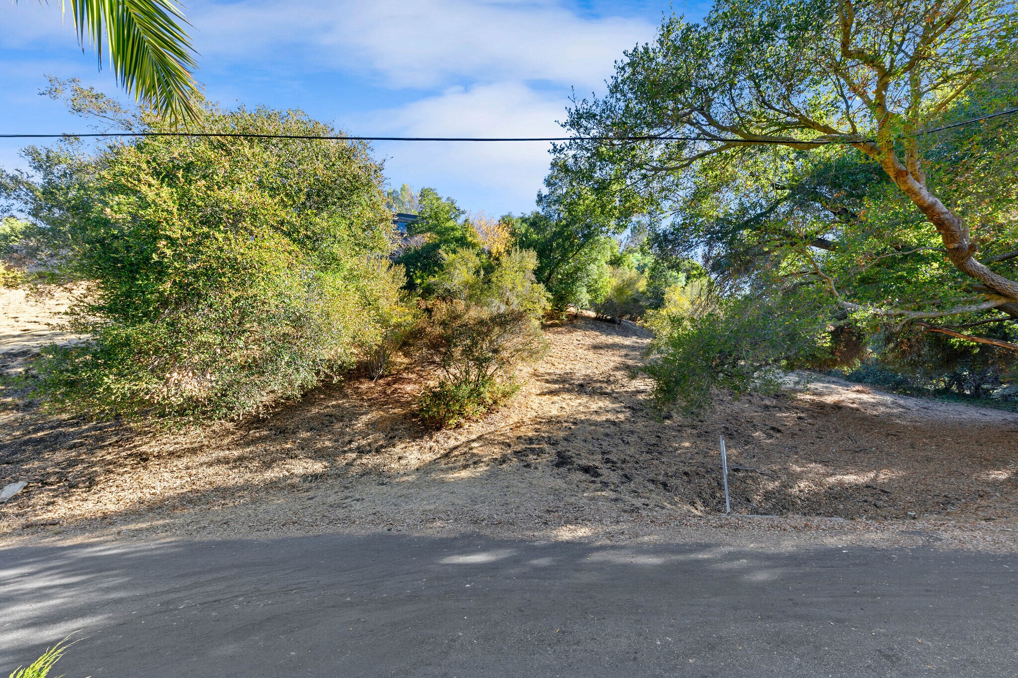 614 Reithe Ave, Calabasas, CA for sale Primary Photo- Image 1 of 1