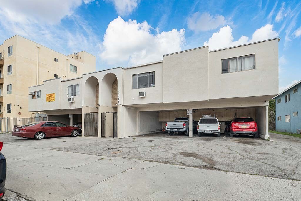 13425 Vanowen St, Van Nuys, CA for sale Building Photo- Image 1 of 1