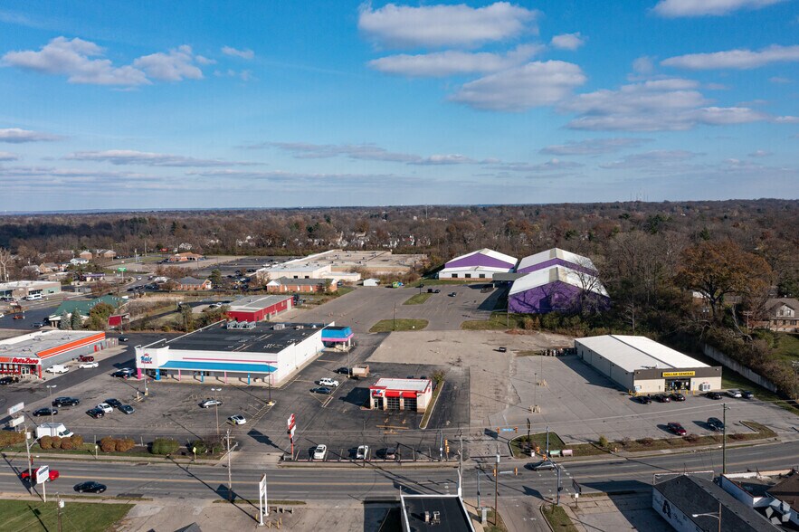 6650 Hamilton Ave, Cincinnati, OH for sale - Aerial - Image 1 of 1