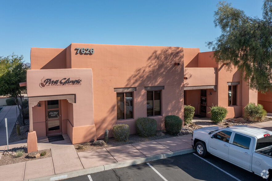 7626 N La Cholla Blvd, Tucson, AZ for sale - Primary Photo - Image 1 of 1