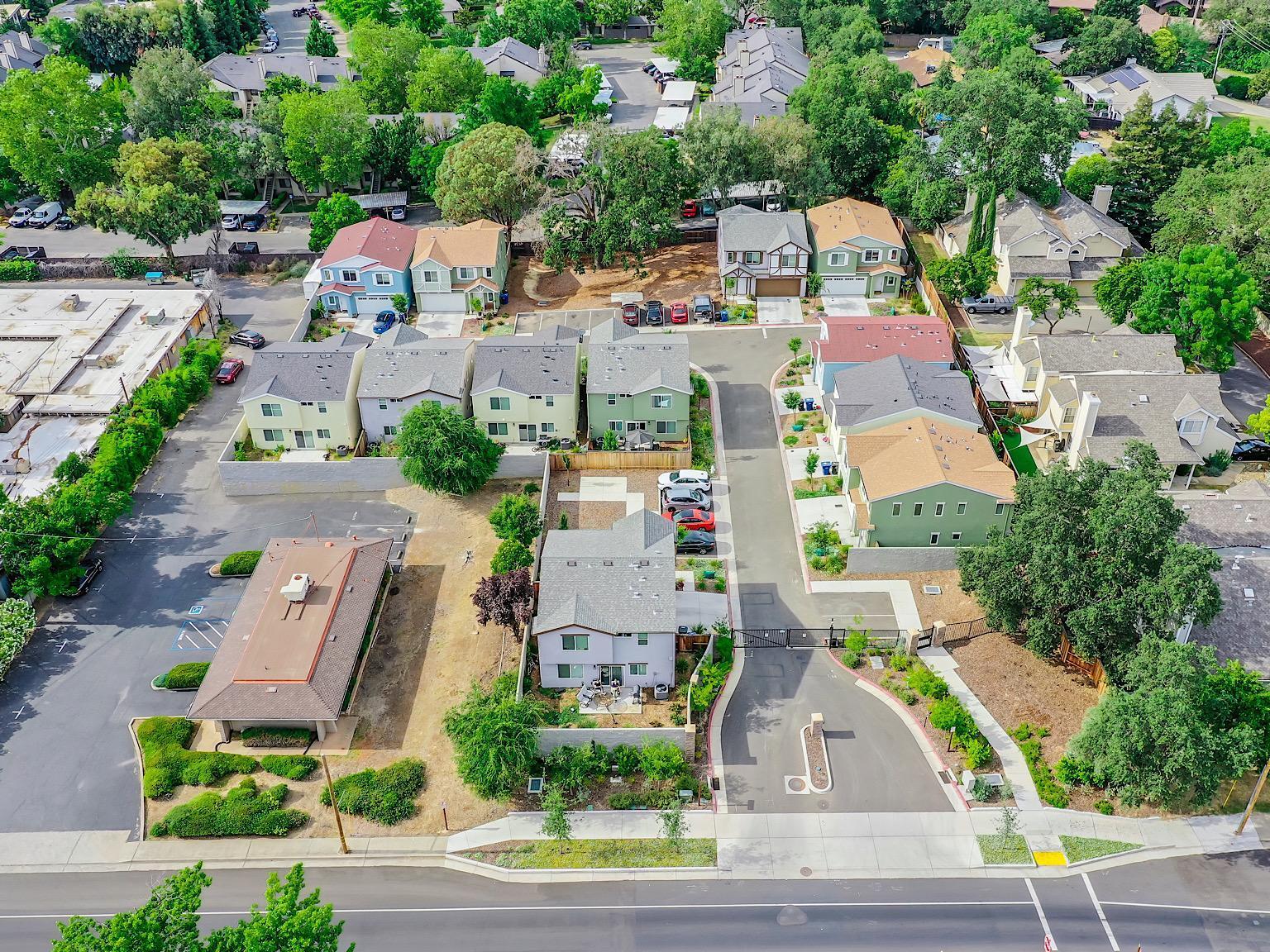 Cottages at Sunset - Fair Oaks, CA for Sale | LoopNet