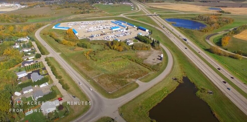 2000 Cottonwood Rd, Innisfail, AB for sale - Building Photo - Image 3 of 5