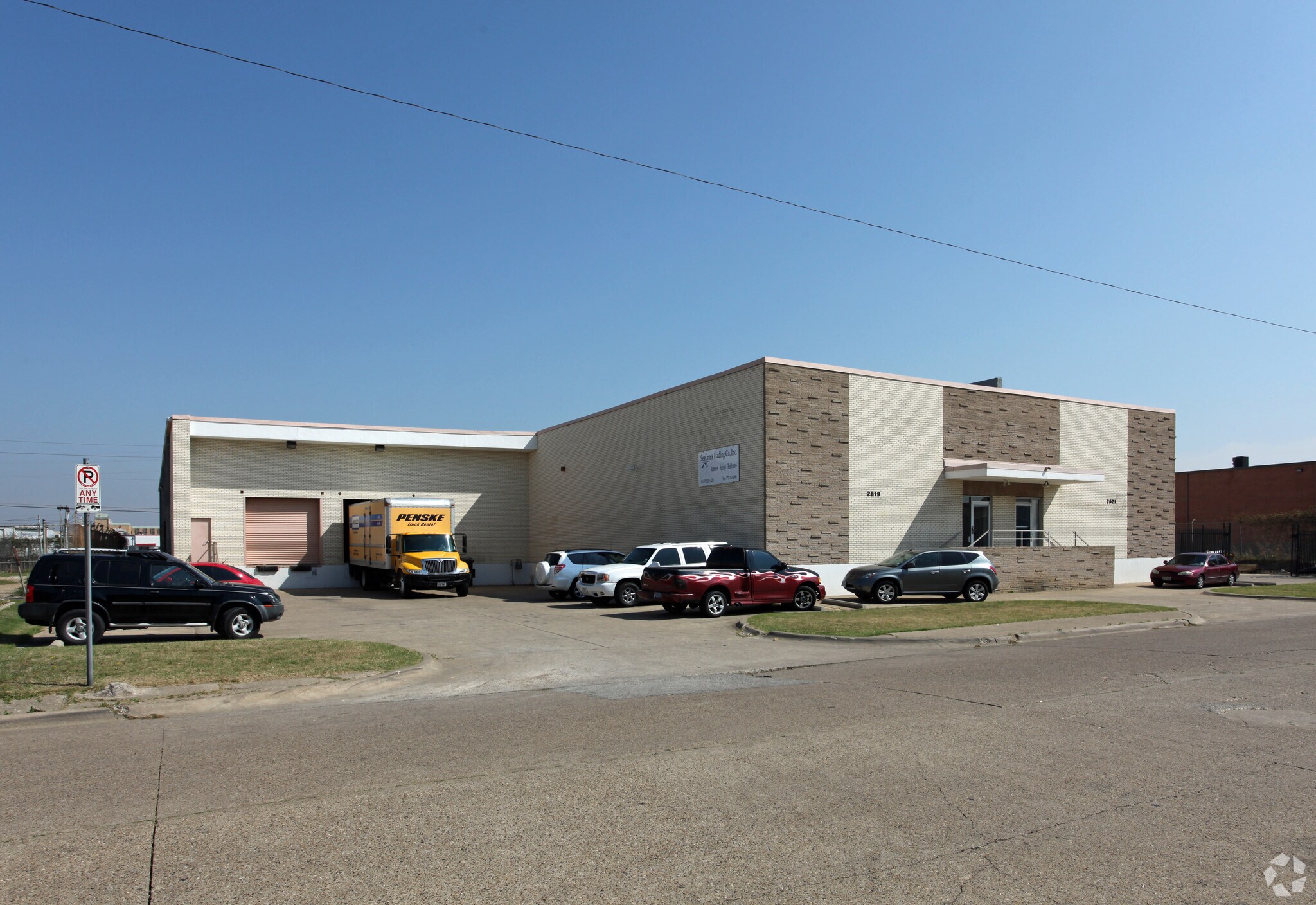 2619-2621 Nova Dr, Dallas, TX for sale Primary Photo- Image 1 of 1