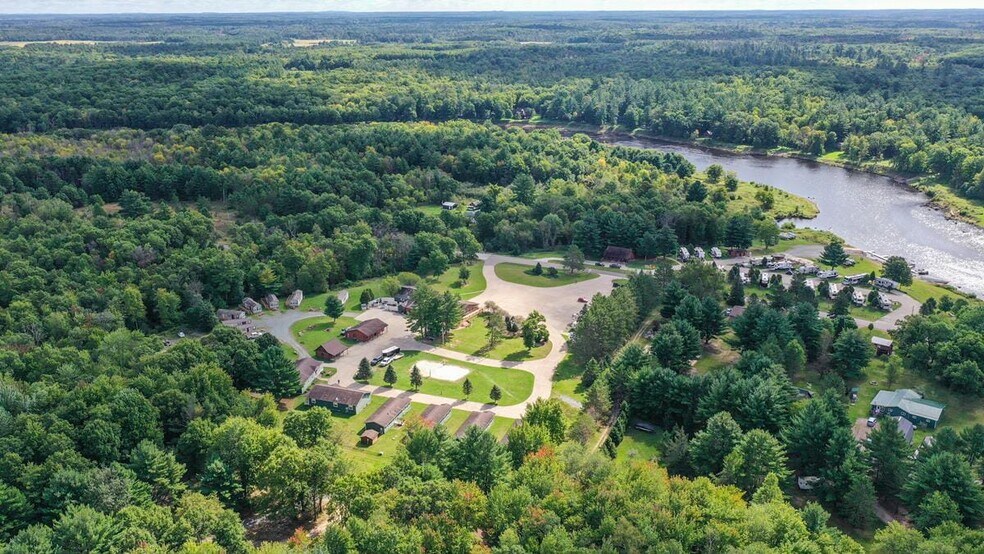 N1035 Riviera Ave, Neillsville, WI 54456