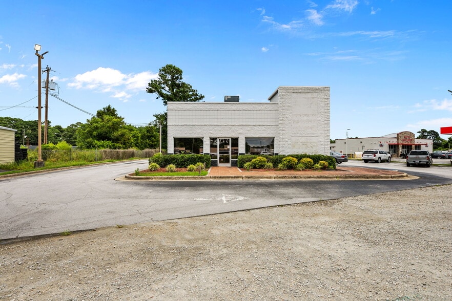 1512 US Highway 70 E, New Bern, NC for sale - Building Photo - Image 2 of 31