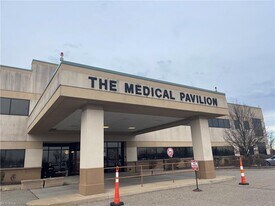 4000 Johnson Rd, Steubenville OH - Live-Work Space