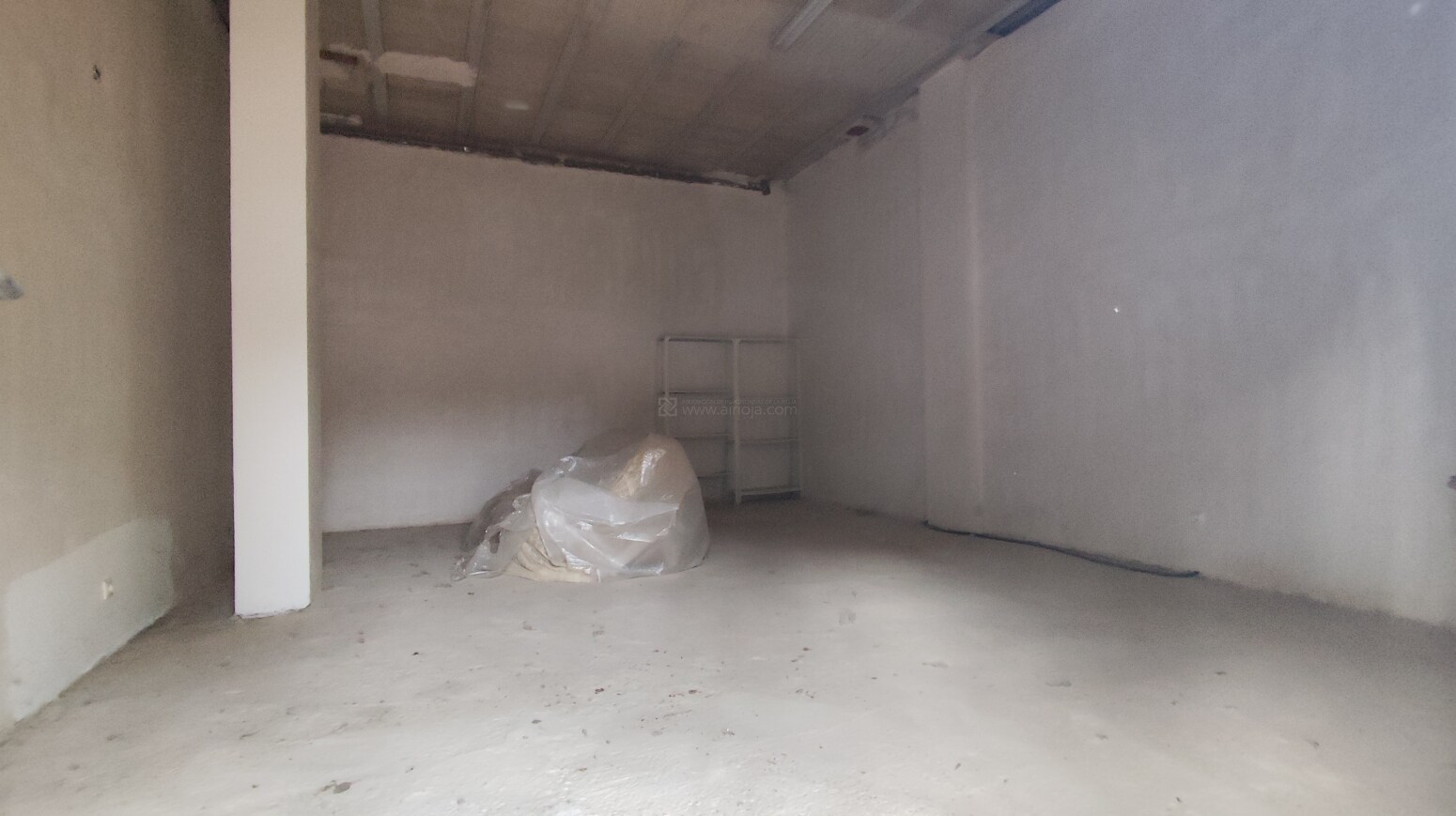 Retail in Logroño, La Rioja for lease Interior Photo- Image 1 of 3