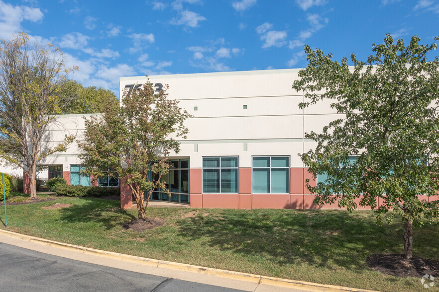 7565-7663 Coppermine Dr, Manassas, VA for lease - Building Photo - Image 3 of 4