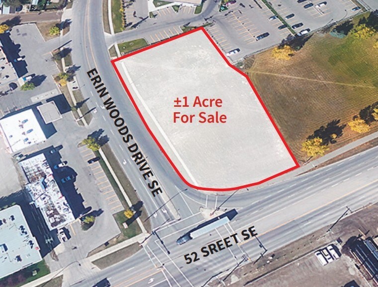 401 Erin Woods Dr SE, Calgary, AB T2B 2R9