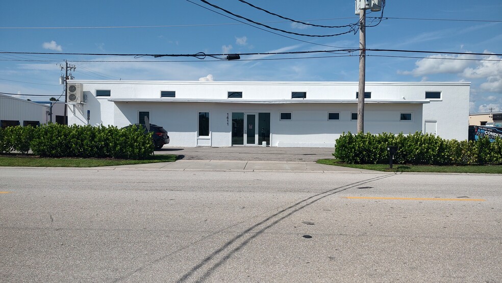 1411 SE 10th St, Cape Coral, FL for sale - Building Photo - Image 1 of 1