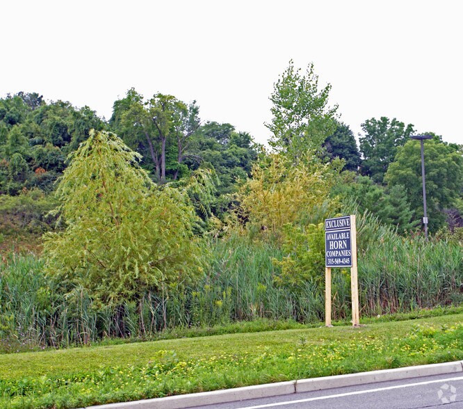 3753 Milton Ave, Camillus, NY for sale - Primary Photo - Image 1 of 1