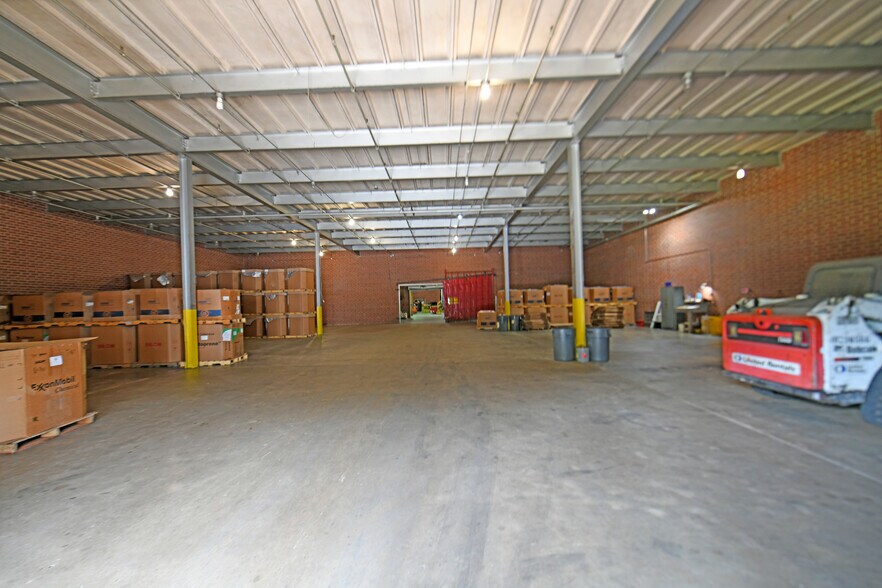 4730 Ninety Six Hwy, Ninety Six, SC for sale - Interior Photo - Image 3 of 73