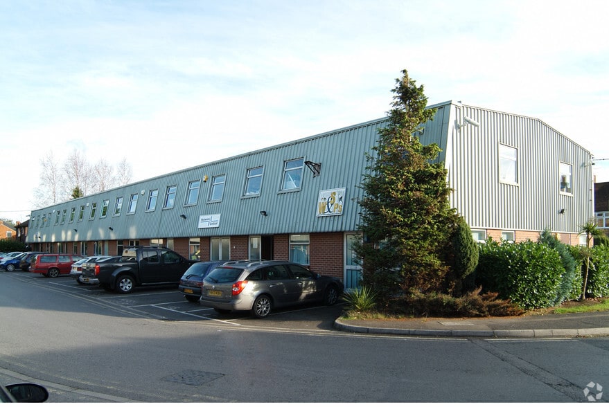 Southview Park, Reading for sale - Primary Photo - Image 1 of 1