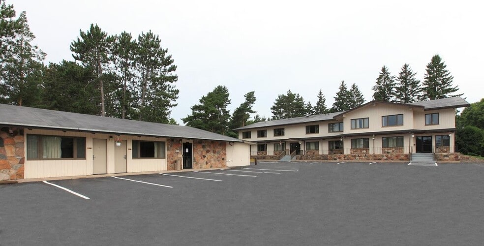 325 Fire Monument Rd, Hinckley, MN for sale - Building Photo - Image 2 of 25