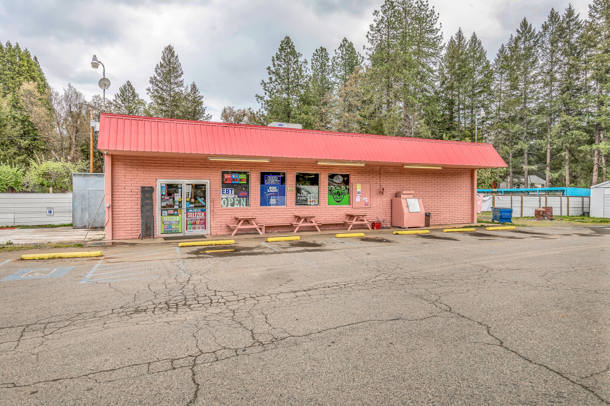 5635 Riverbanks Rd, Grants Pass, OR for sale Building Photo- Image 1 of 1