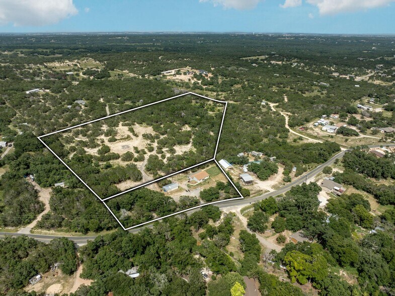 24906 Fawn Dr, Leander, TX for sale - Primary Photo - Image 1 of 39