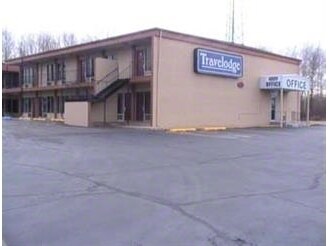 306 S Commerce Dr, Seymour, IN for sale Primary Photo- Image 1 of 1