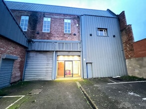 20 Edwards Ln, Liverpool for lease Building Photo- Image 2 of 14