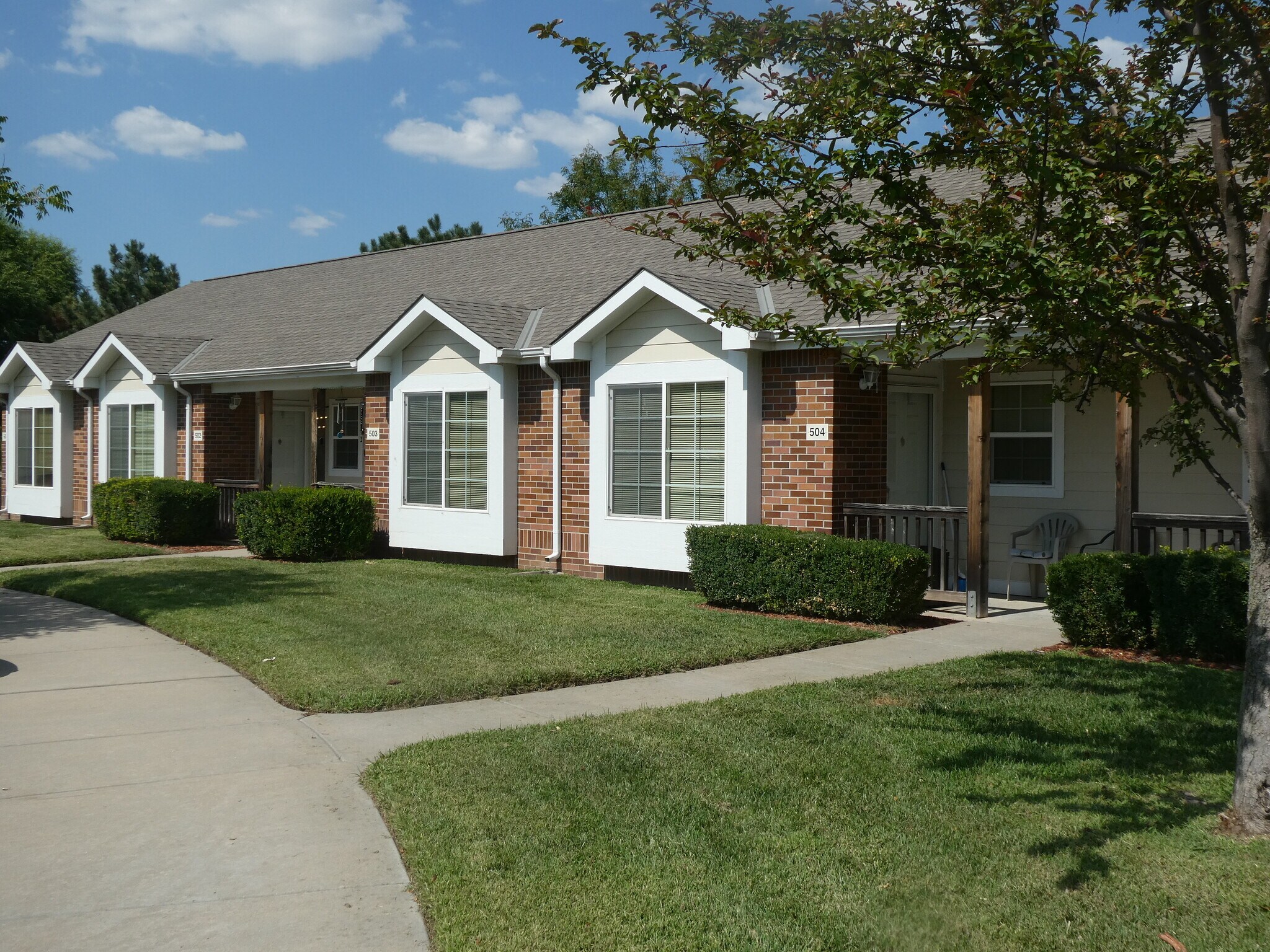 120 E Karla, Haysville, KS 67060 Main Street Place