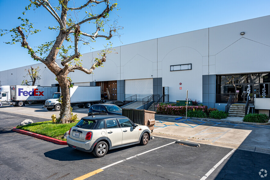 1550-1590 S Archibald Ave, Ontario, CA for lease - Building Photo - Image 3 of 6