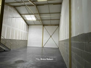 Flex in Bourgoin-Jallieu for sale Interior Photo- Image 2 of 4