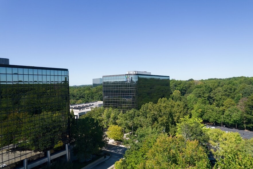 2635 Century Pky NE, Atlanta, GA for lease - Building Photo - Image 2 of 10