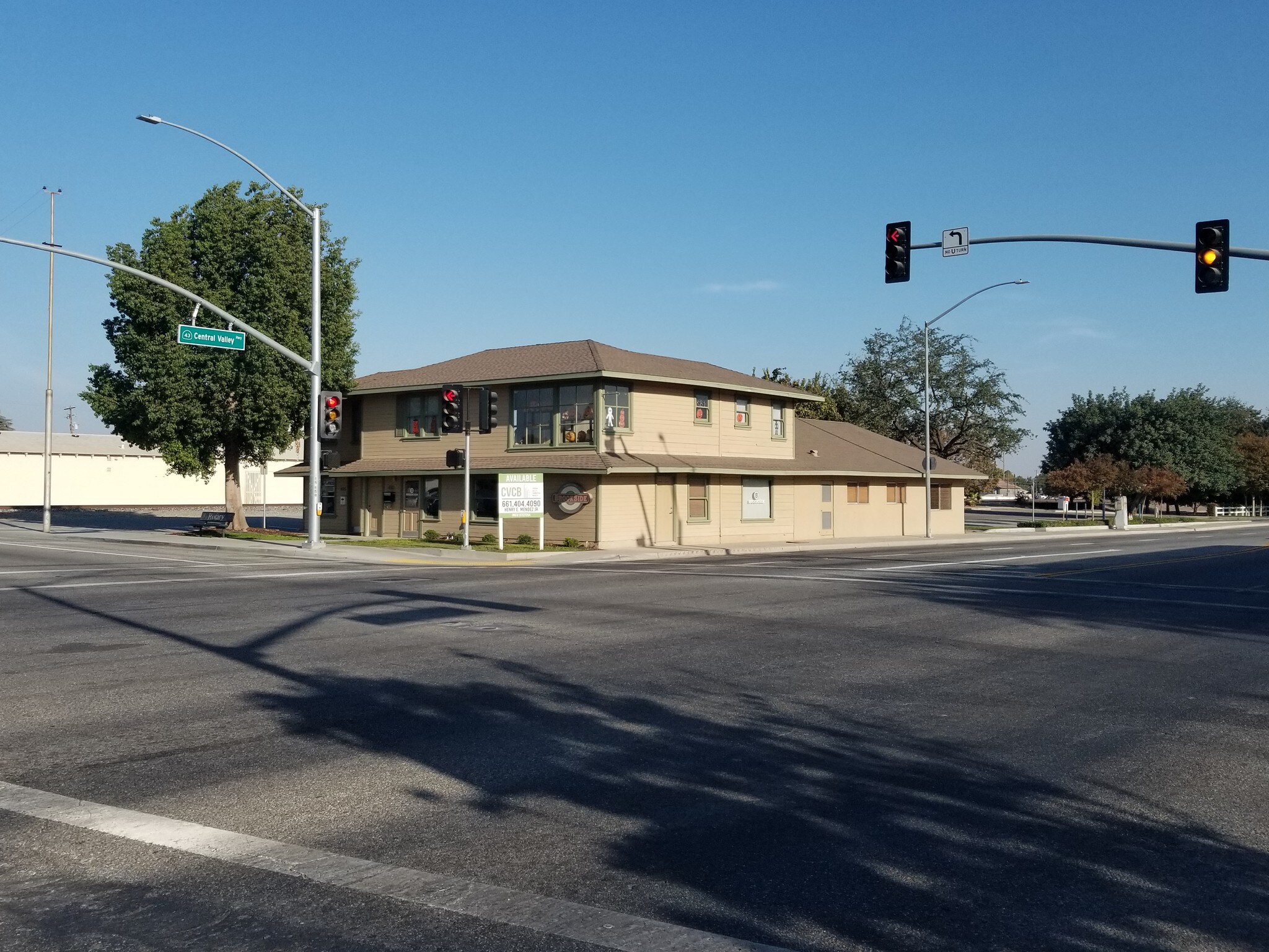 402 Central Ave, Shafter, CA, 93263 Retail Space For Lease
