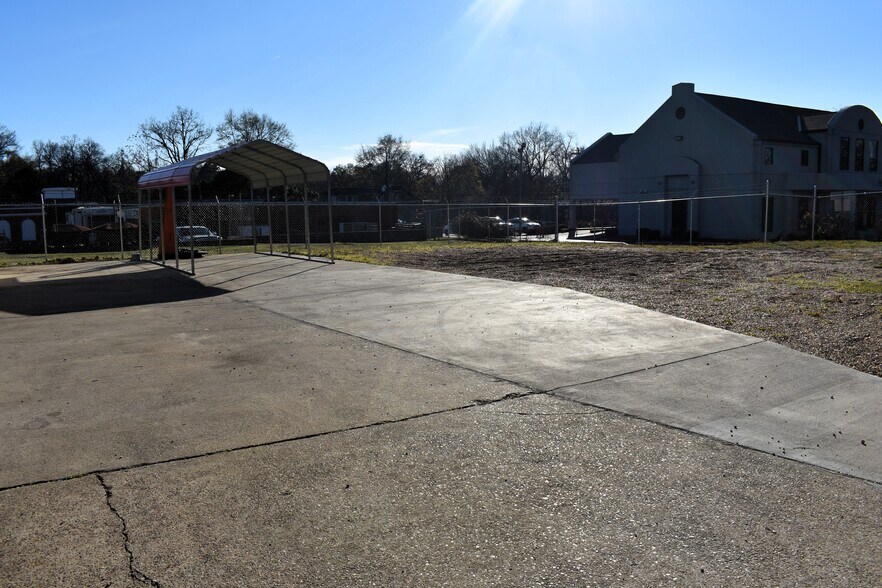 748 S Decatur St, Montgomery, AL for sale - Building Photo - Image 2 of 14