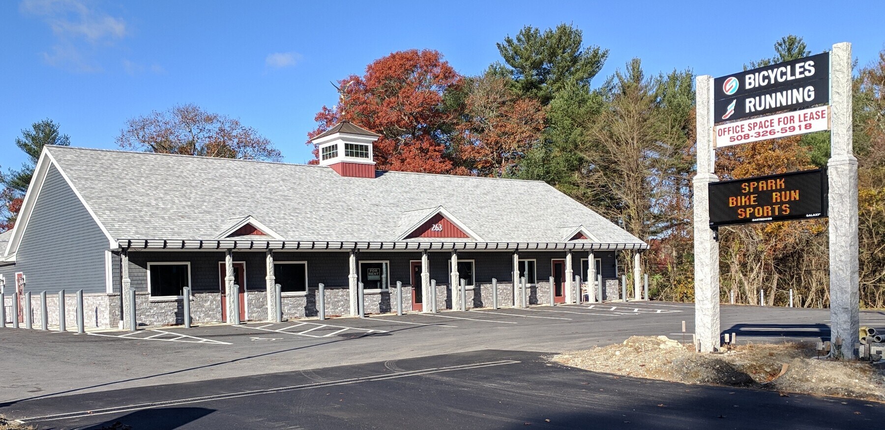 263 Bedford St, Lakeville, MA 02347