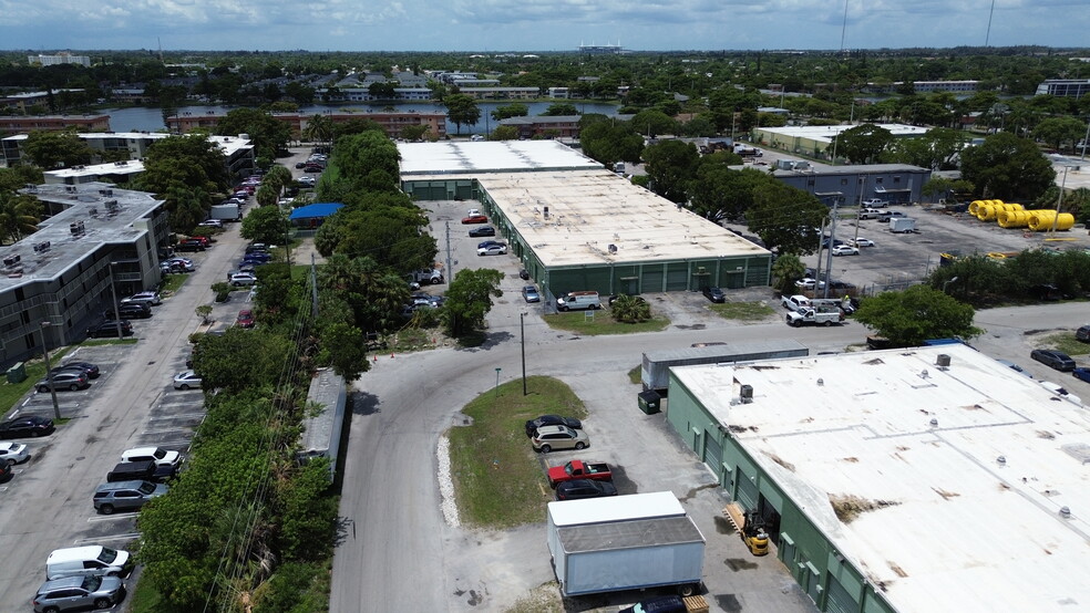 18950 NE 4th Ct, Miami, FL for lease - Aerial - Image 3 of 4