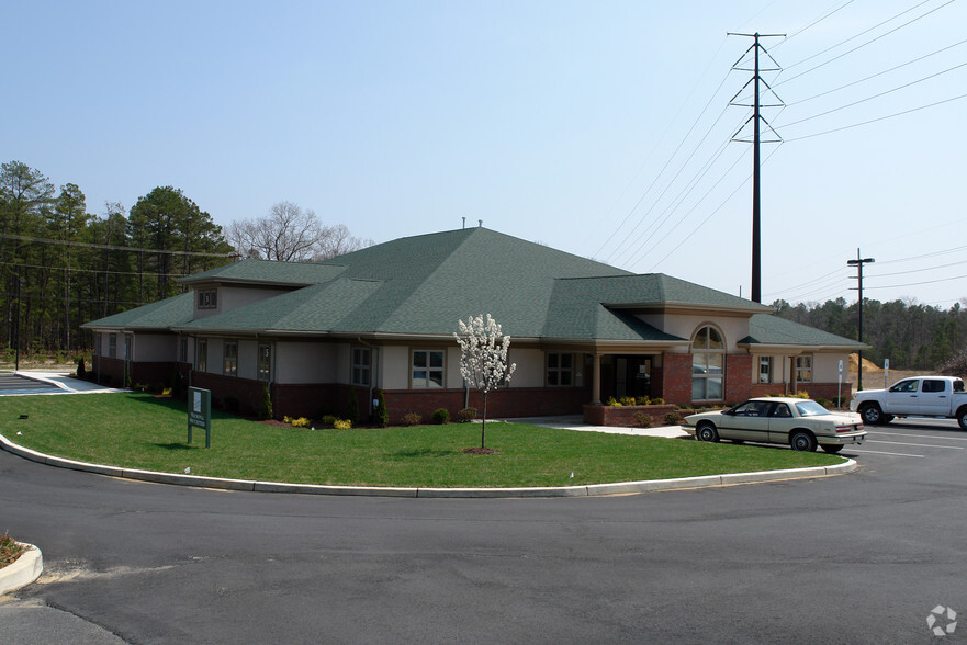 1051 W Sherman Ave, Vineland, NJ for sale - Primary Photo - Image 1 of 1