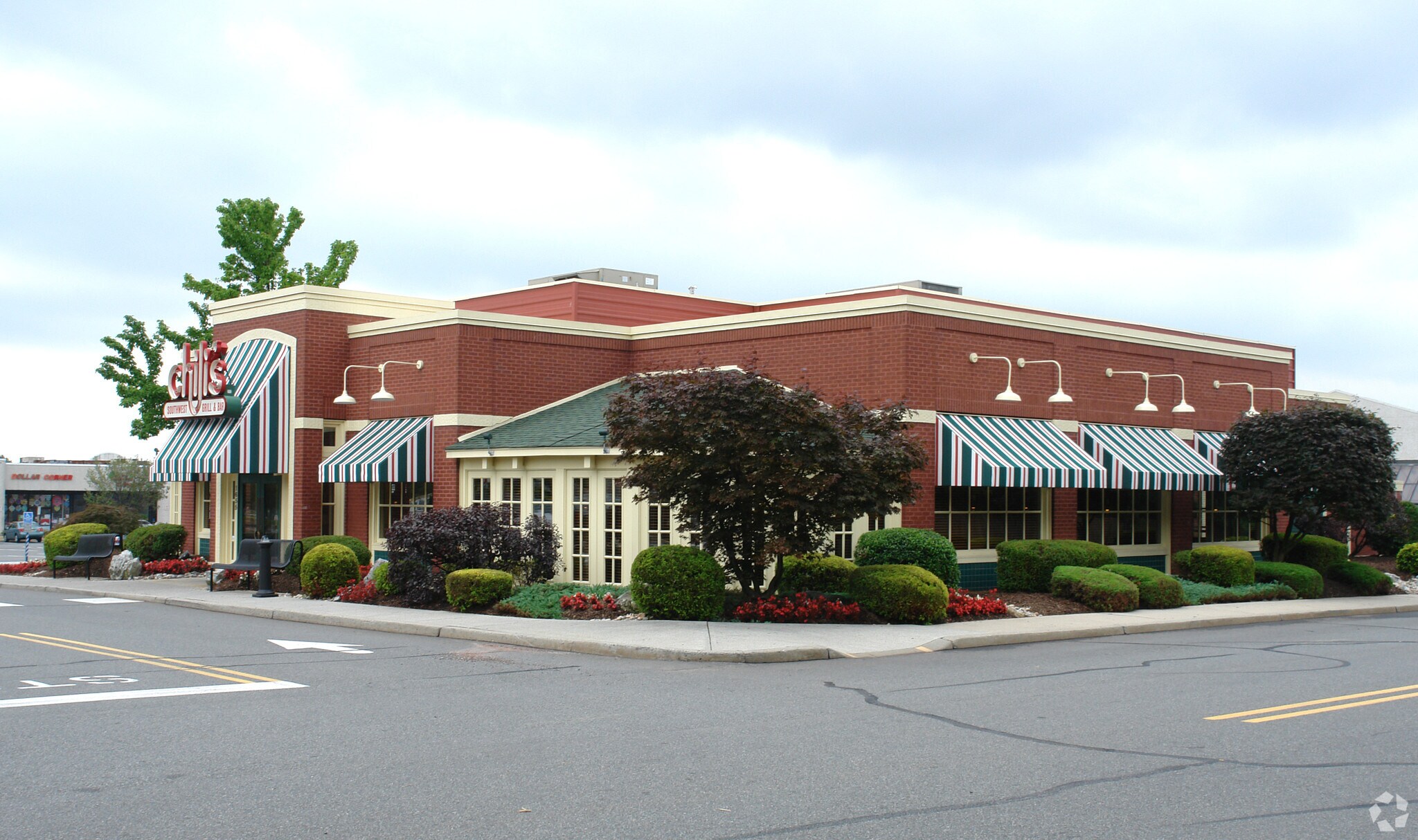 1665a Oak Tree Rd, Edison, NJ 08820 Oak Tree Shopping Center