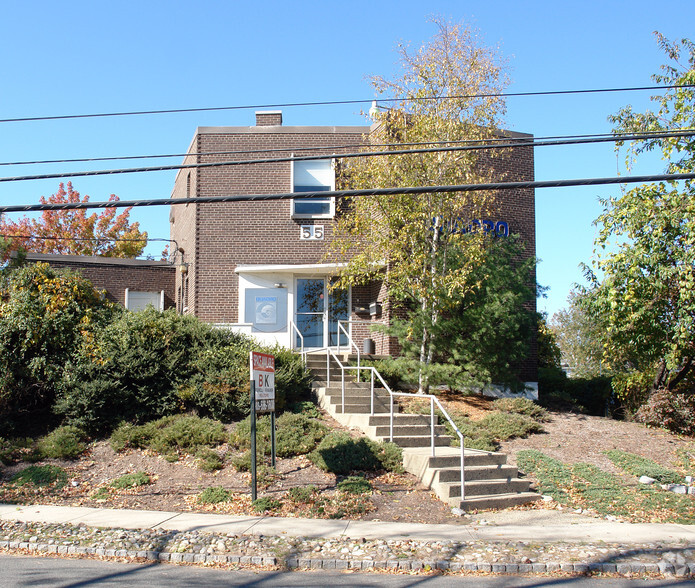 55 Bleeker St, Millburn, NJ for lease - Primary Photo - Image 1 of 2