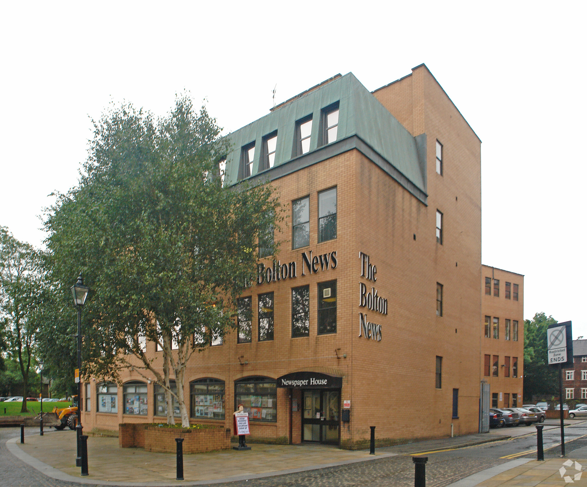 40 Churchgate, Bolton for sale Primary Photo- Image 1 of 1