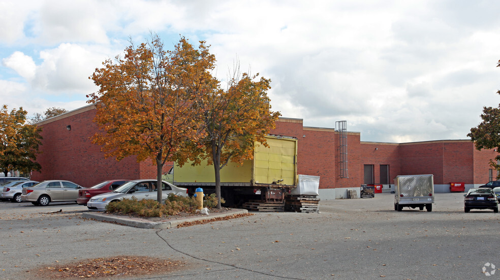 160 Bradwick Dr, Concord, ON for lease - Building Photo - Image 2 of 7