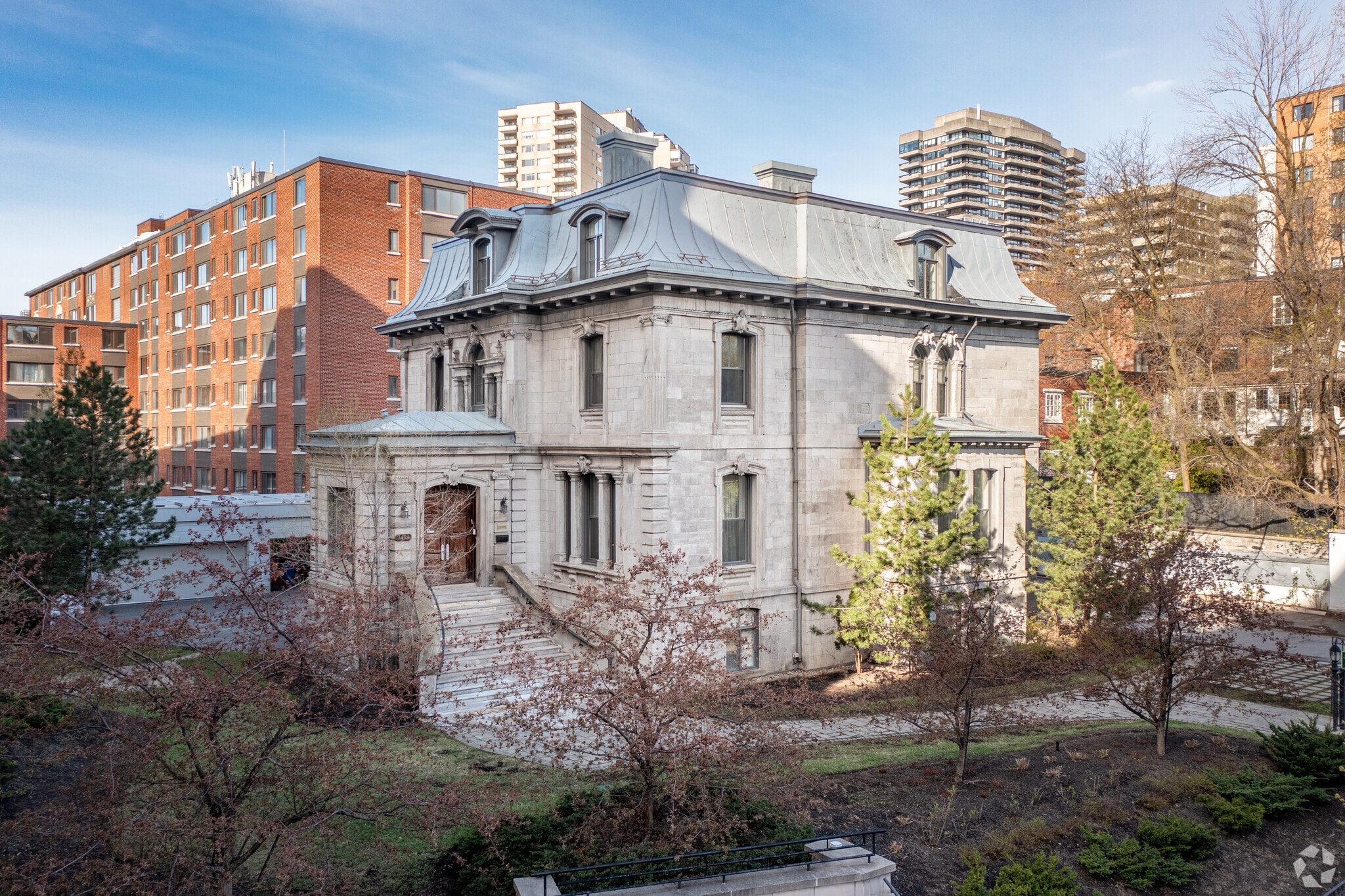 3424 Rue Simpson, Montréal, QC for sale Building Photo- Image 1 of 1