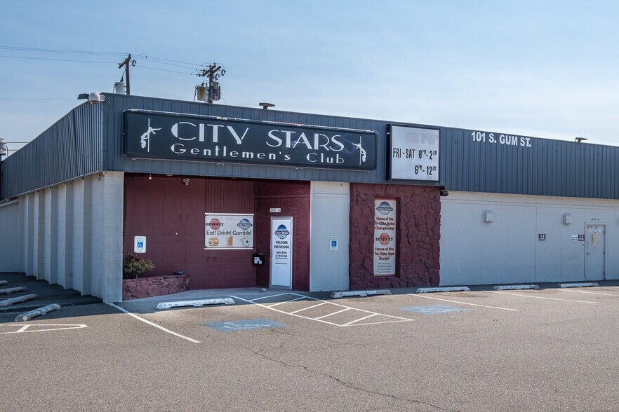 101 S Gum St Kennewick Wa 99336 Sports Entertainment For Sale Loopnet Com