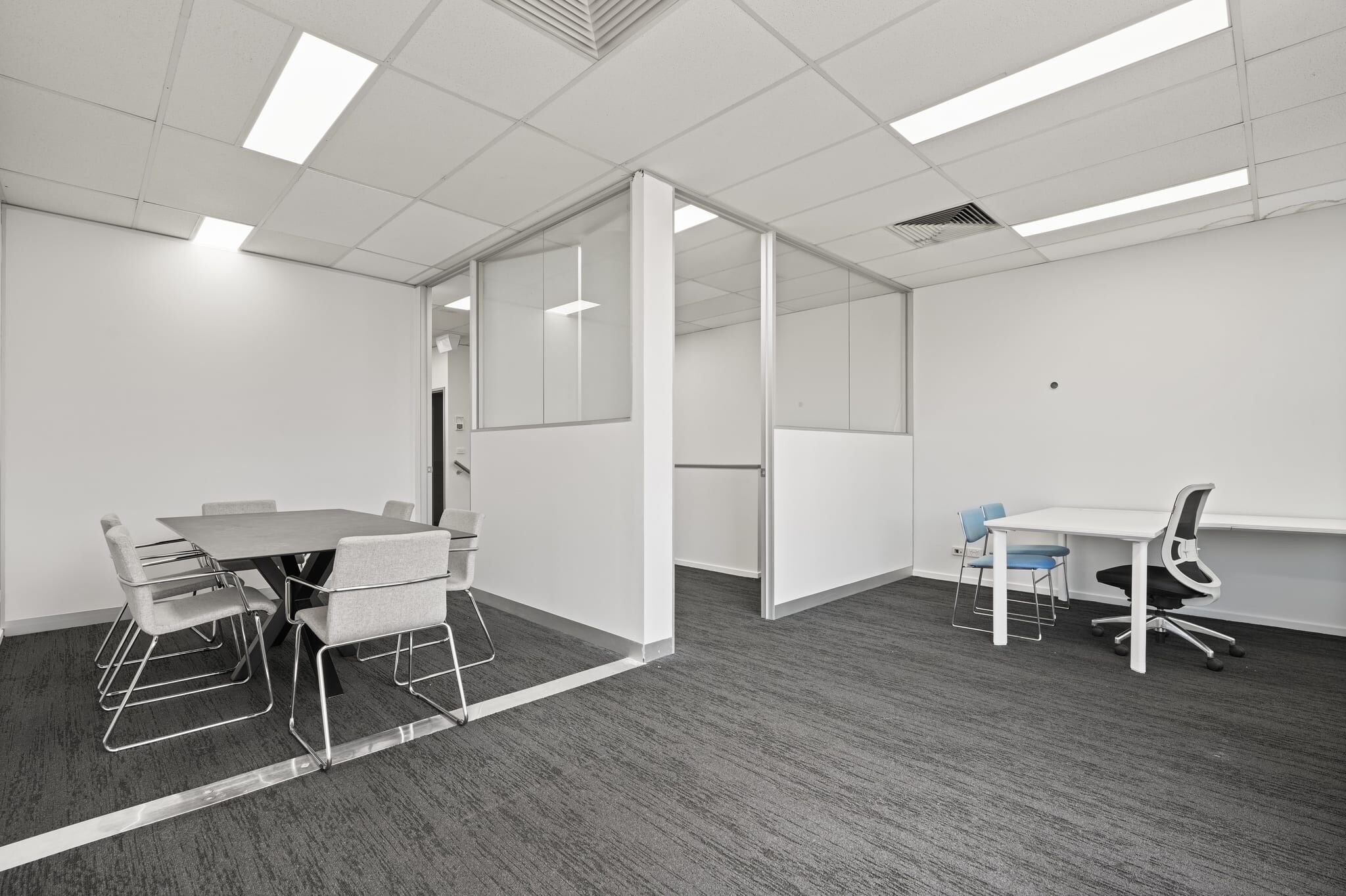 475 Blackburn Road, Mount Waverley for lease Interior Photo- Image 1 of 3
