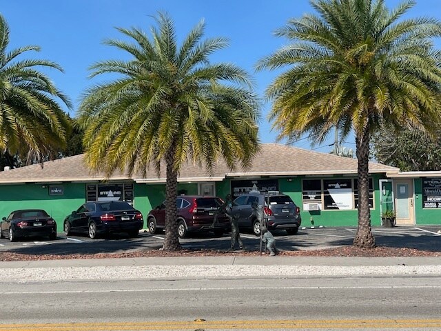 2435 N Dixie Hwy, Wilton Manors, FL for sale Building Photo- Image 1 of 31