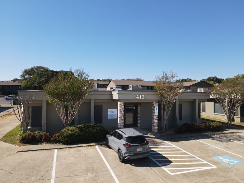 400 S Carroll Blvd, Denton, TX for lease - Building Photo - Image 1 of 16