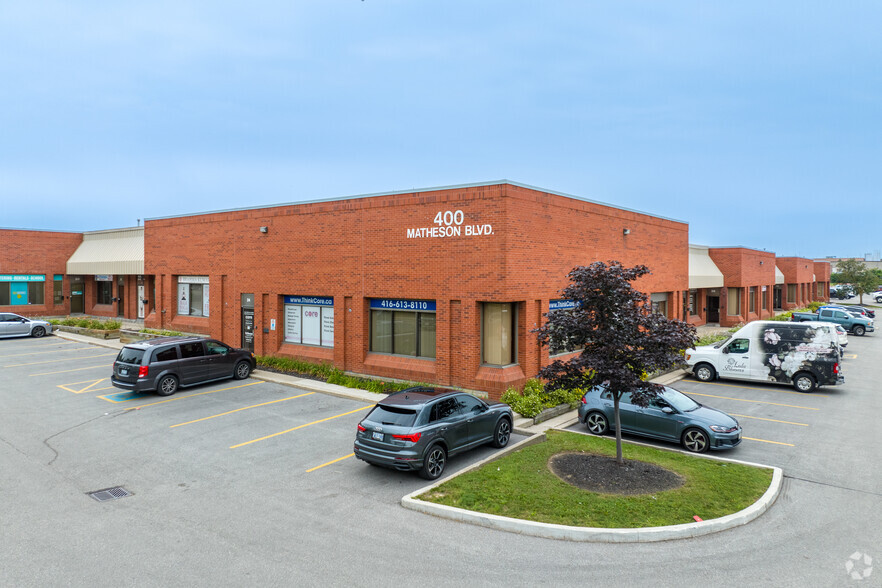 400 Matheson Blvd E, Mississauga, ON for lease - Primary Photo - Image 1 of 2