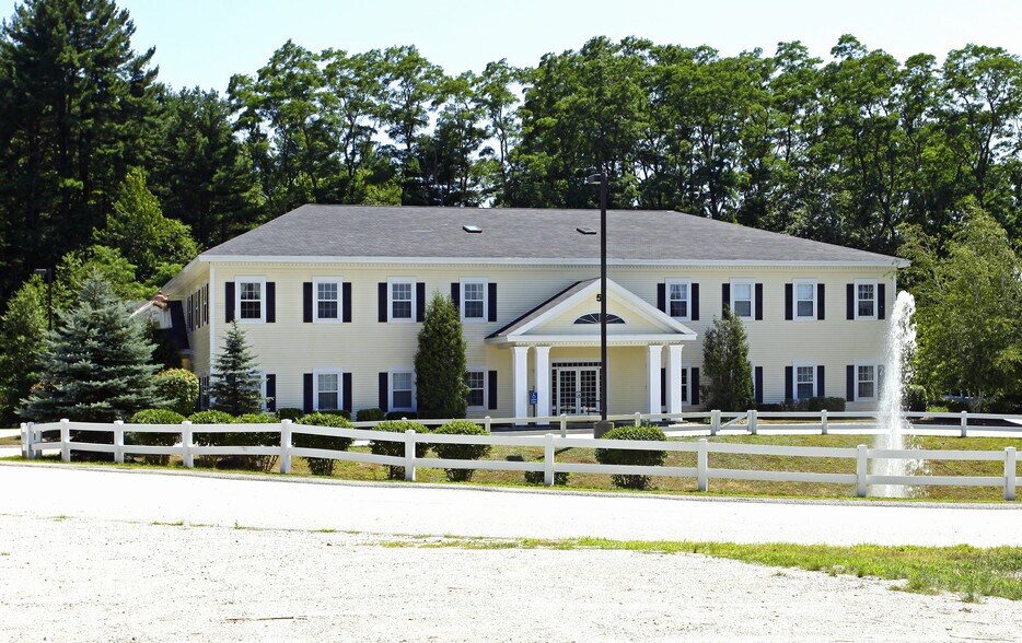 5-9 Sheep Davis Rd, Pembroke, NH for sale - Primary Photo - Image 1 of 1