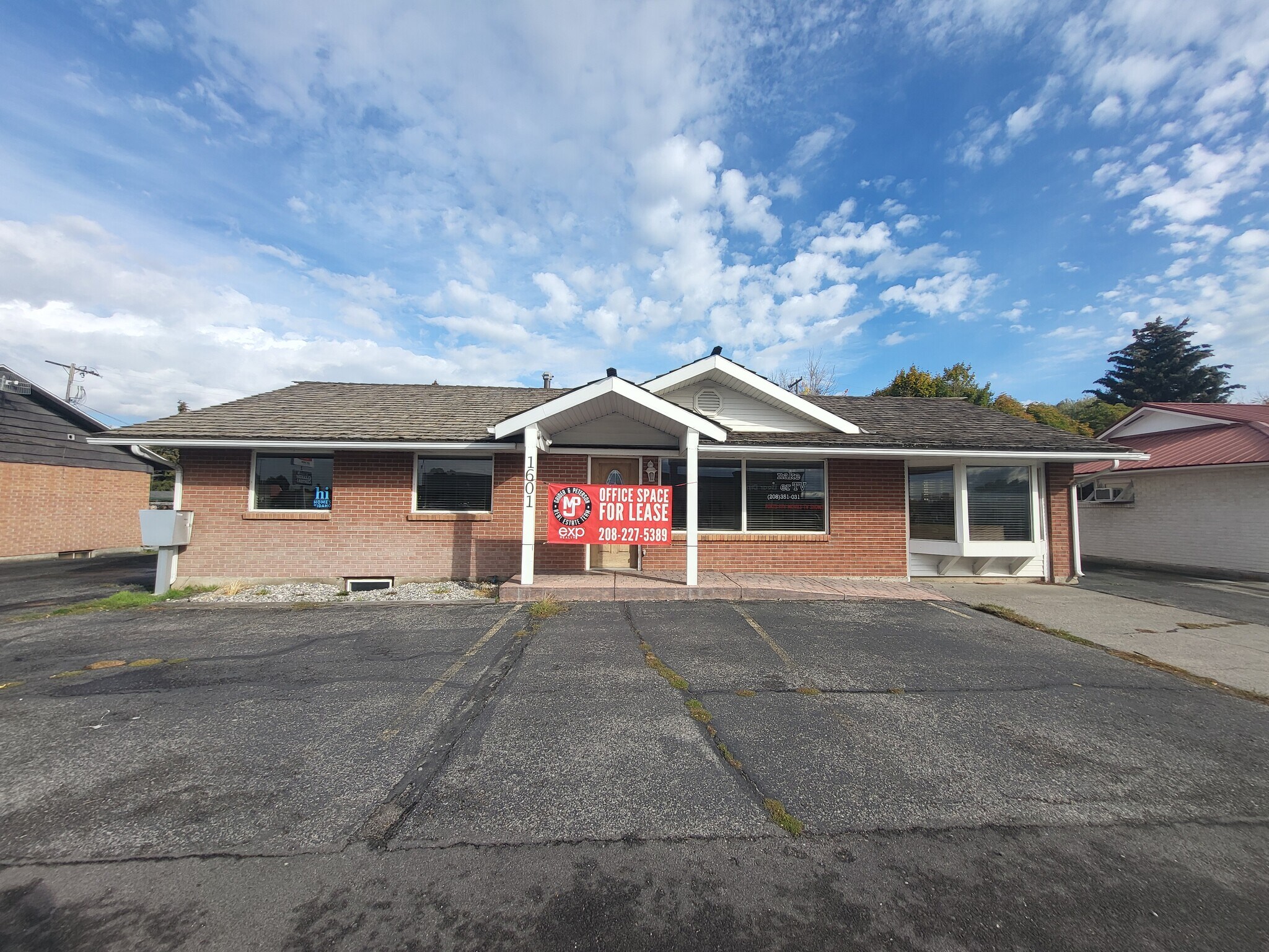 1601 E 17th St, Idaho Falls, ID for lease Building Photo- Image 1 of 9