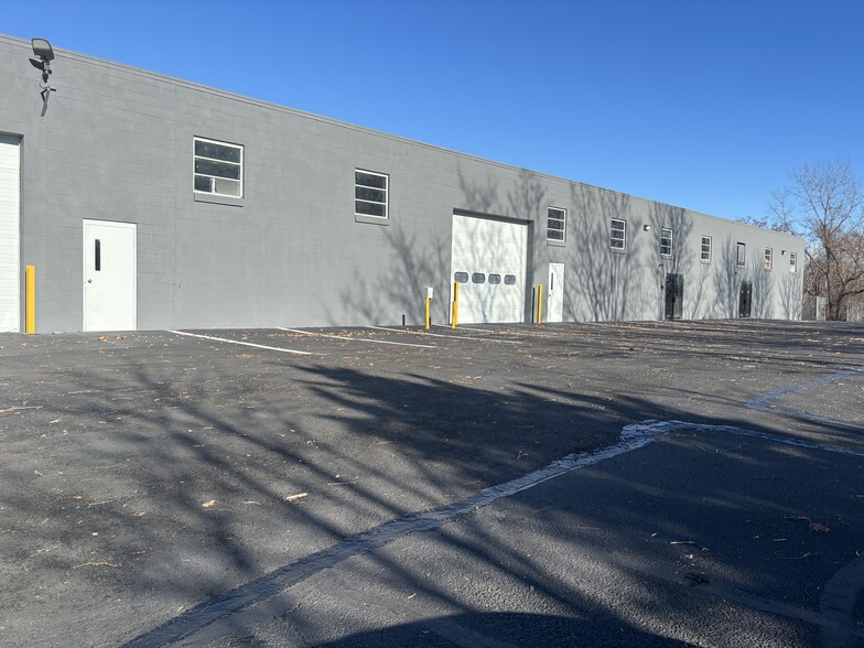 3350 Pawtucket Ave, East Providence, RI for lease - Building Photo - Image 1 of 15