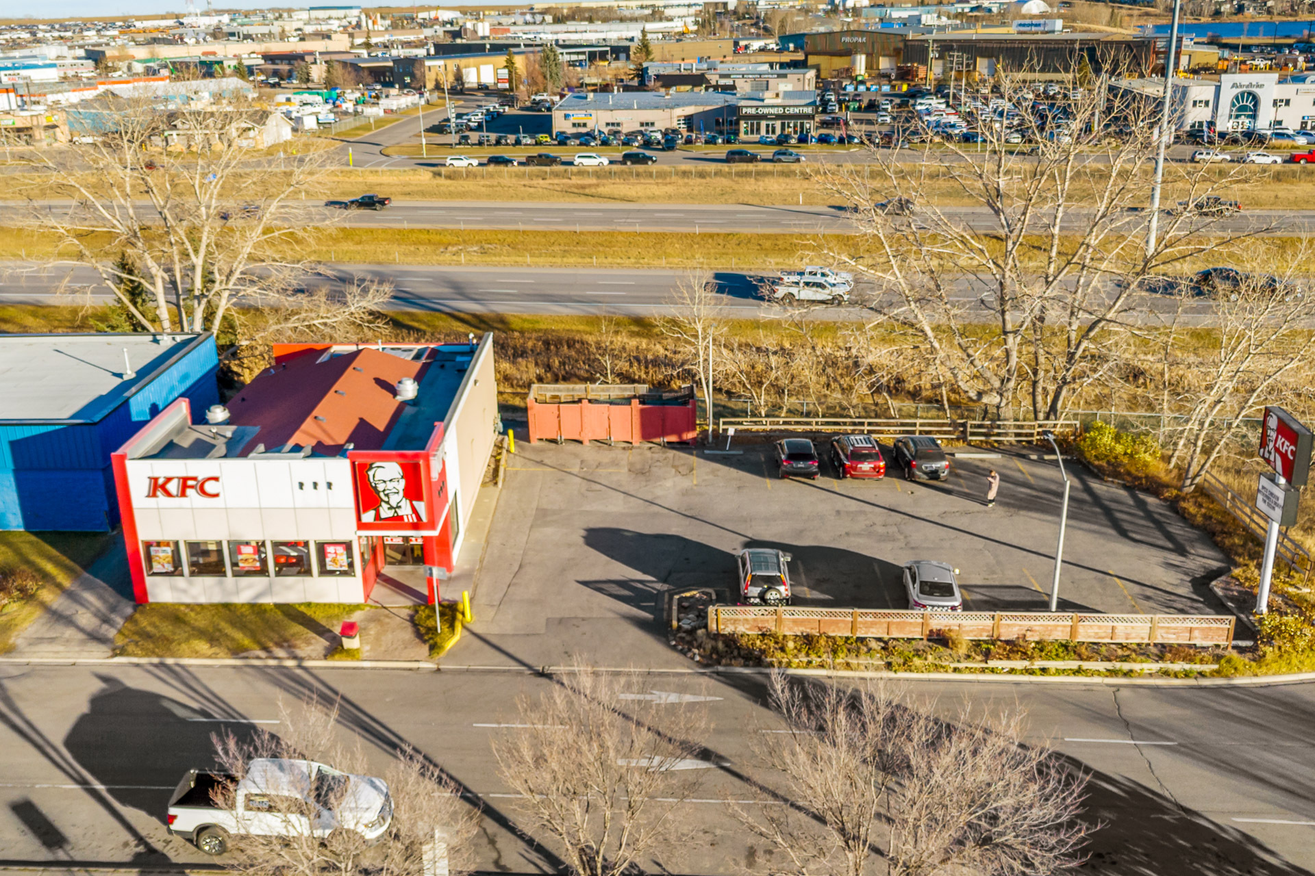 224 Edmonton Trail, Airdrie, AB for sale Primary Photo- Image 1 of 31